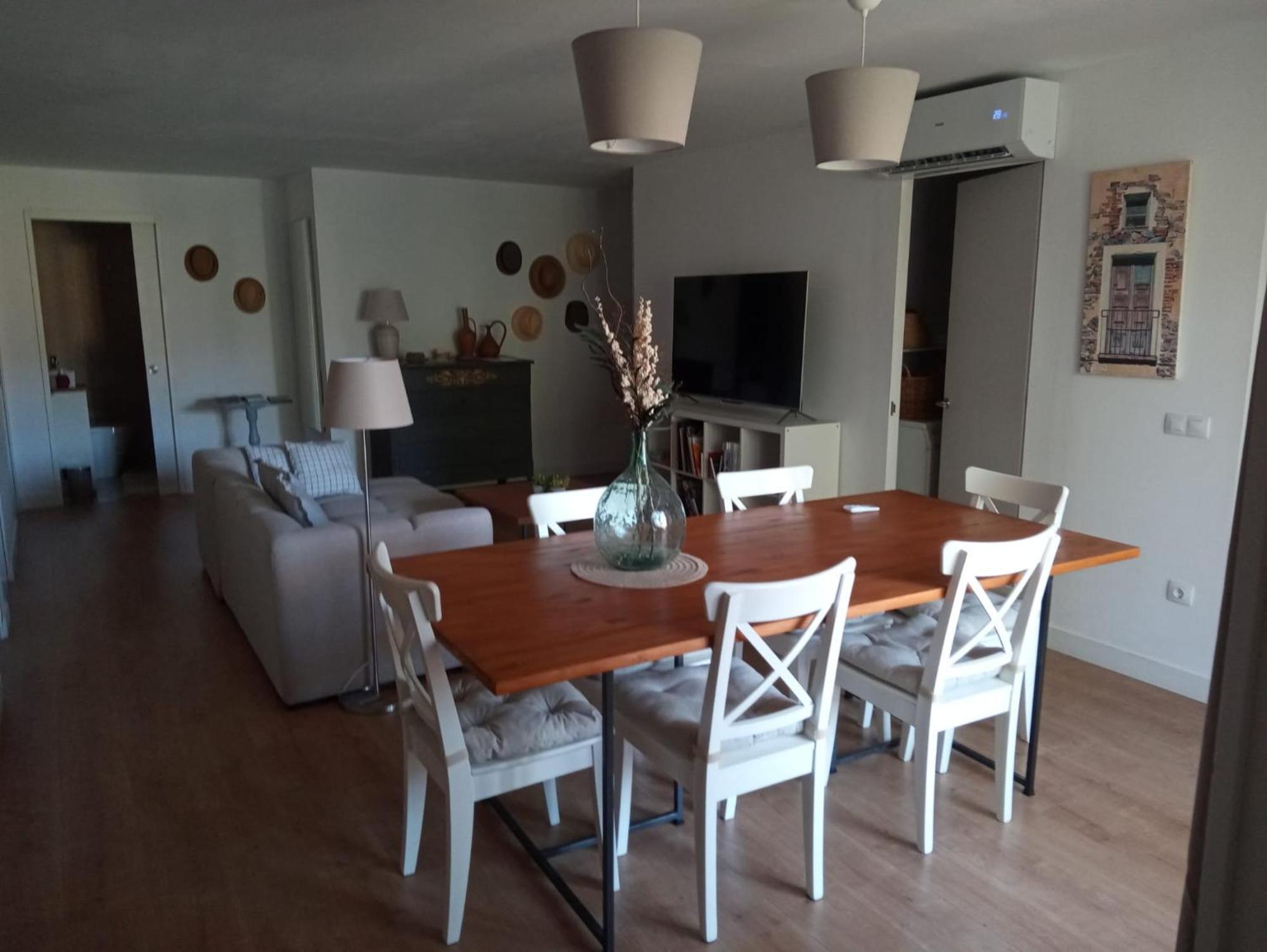 Com A Casa Appartement Falset Buitenkant foto